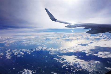 旅遊接機怎麼樣，飛機上的雲朵會唱歌嗎？